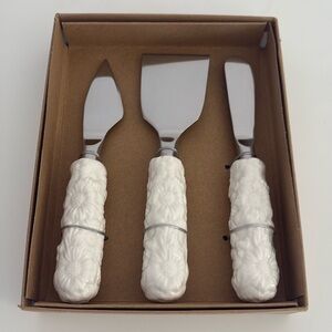 Pottery Barn Floral Bunny Cheese Knives Set - White